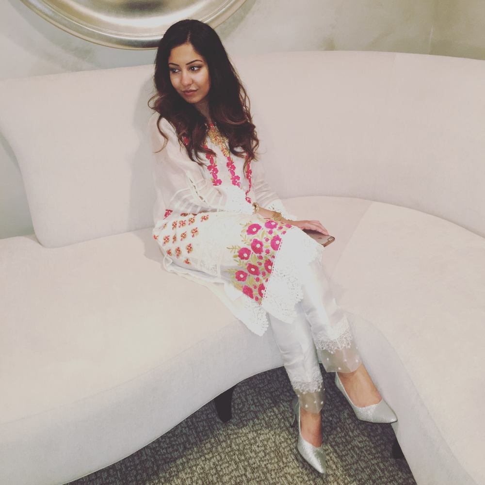 Meet your Posher, Afra